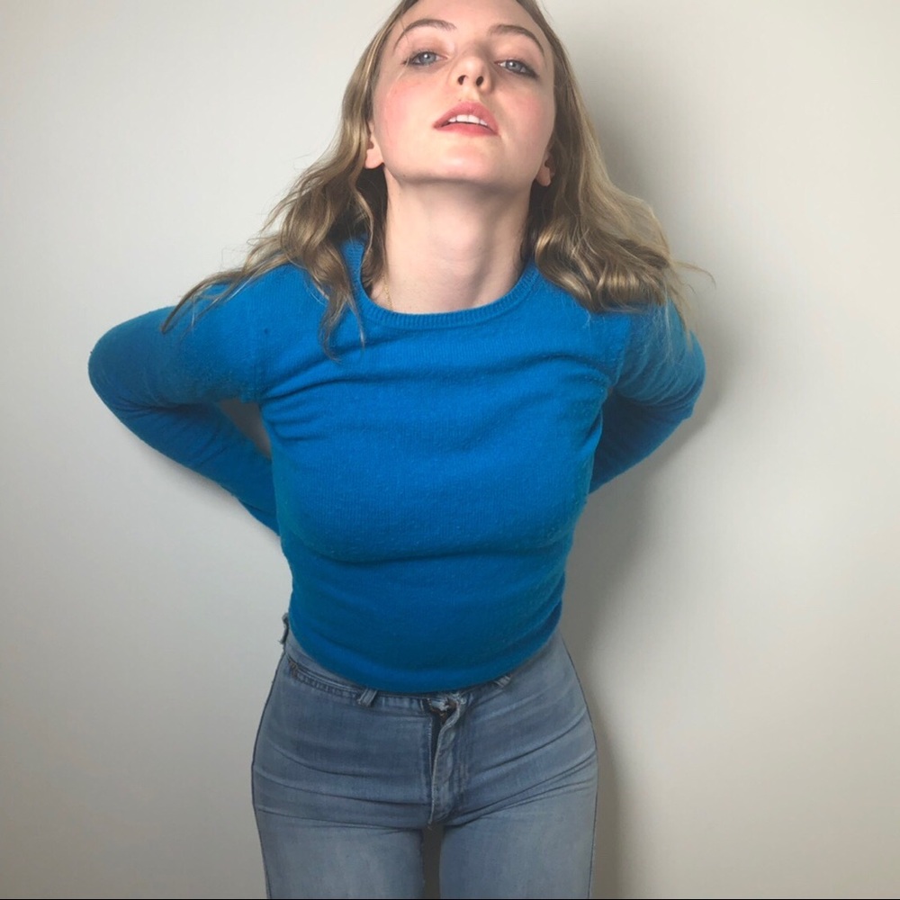 Cashmere sweater